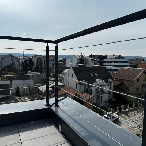 terasa ograde za terasu sa sajlama moderan ugaoni balkon